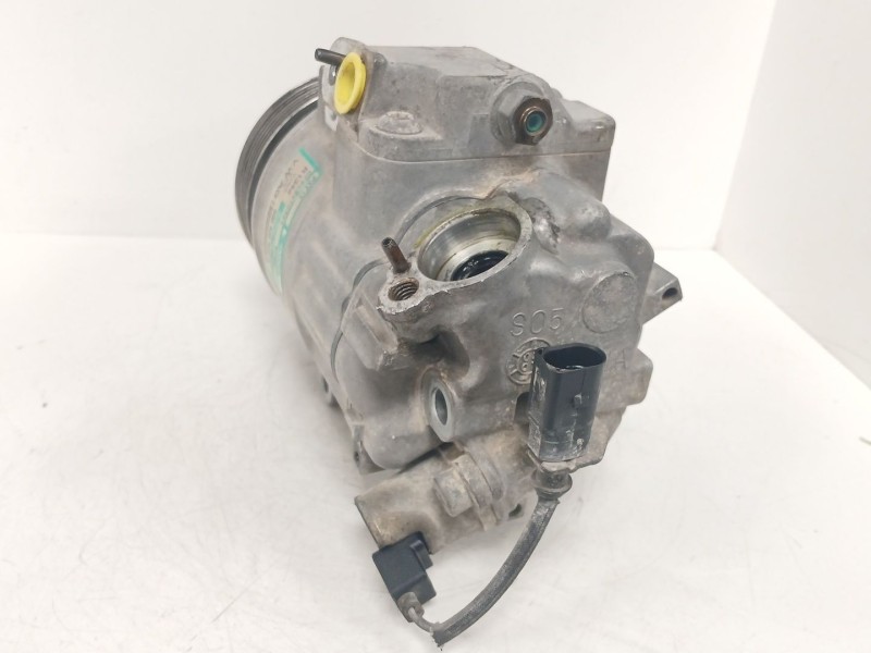 Recambio de compresor aire acondicionado para seat ibiza iii (6l1) 1.9 sdi referencia OEM IAM 8740F 6Q0820803H 