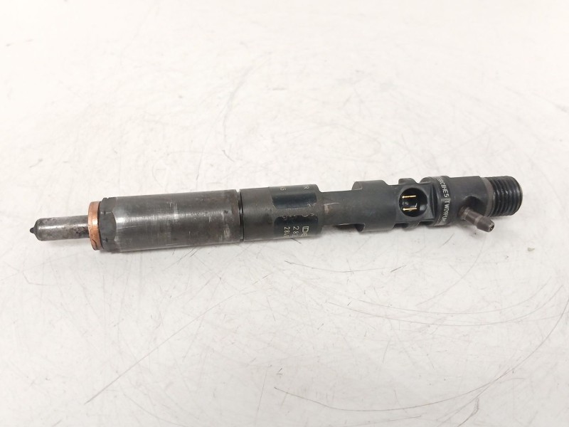 Recambio de inyector para nissan nv200 furgoneta 1.5 dci 90 (m20, m20m) referencia OEM IAM 28237259 8200827965 H8200827965