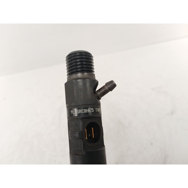 Recambio de inyector para nissan nv200 furgoneta 1.5 dci 90 (m20, m20m) referencia OEM IAM 28237259 8200827965 H8200827965