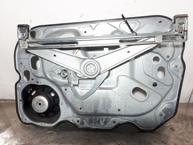 Recambio de elevalunas delantero izquierdo para ford focus berlina (cap) ambiente (d) referencia OEM IAM 984570204  