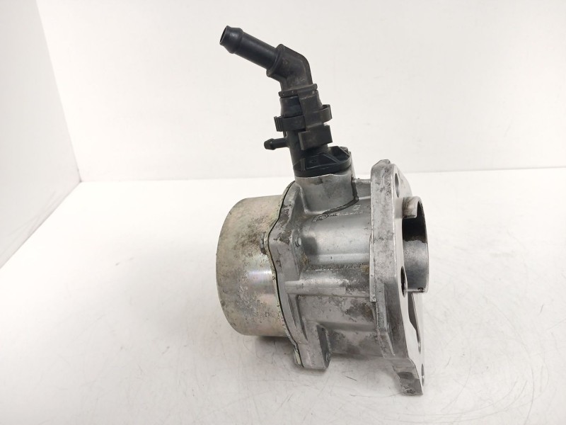 Recambio de depresor freno / bomba vacio para nissan nv200 furgoneta 1.5 dci 90 (m20, m20m) referencia OEM IAM 8201005806B 82010