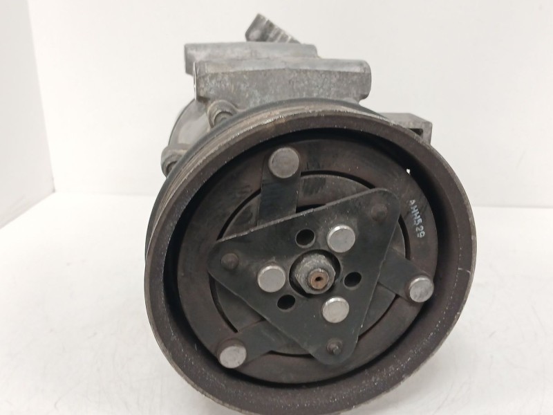 Recambio de compresor aire acondicionado para nissan nv200 furgoneta 1.5 dci 90 (m20, m20m) referencia OEM IAM 92600AZ74A  