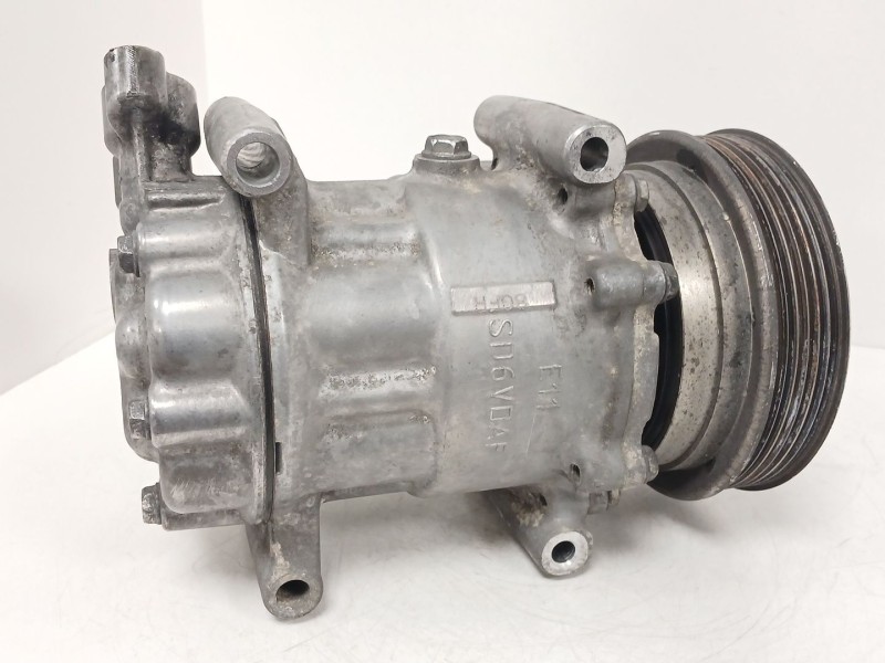 Recambio de compresor aire acondicionado para nissan nv200 furgoneta 1.5 dci 90 (m20, m20m) referencia OEM IAM 92600AZ74A  
