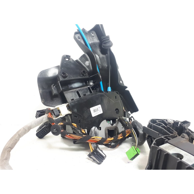 Recambio de cerradura puerta trasera derecha para mercedes-benz clase c (w204) berlina 2.1 cdi cat referencia OEM IAM A204760163