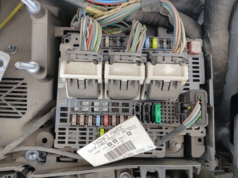 Recambio de caja reles / fusibles para peugeot 508 sw i (8e_) 2.0 bluehdi 180 referencia OEM IAM   
