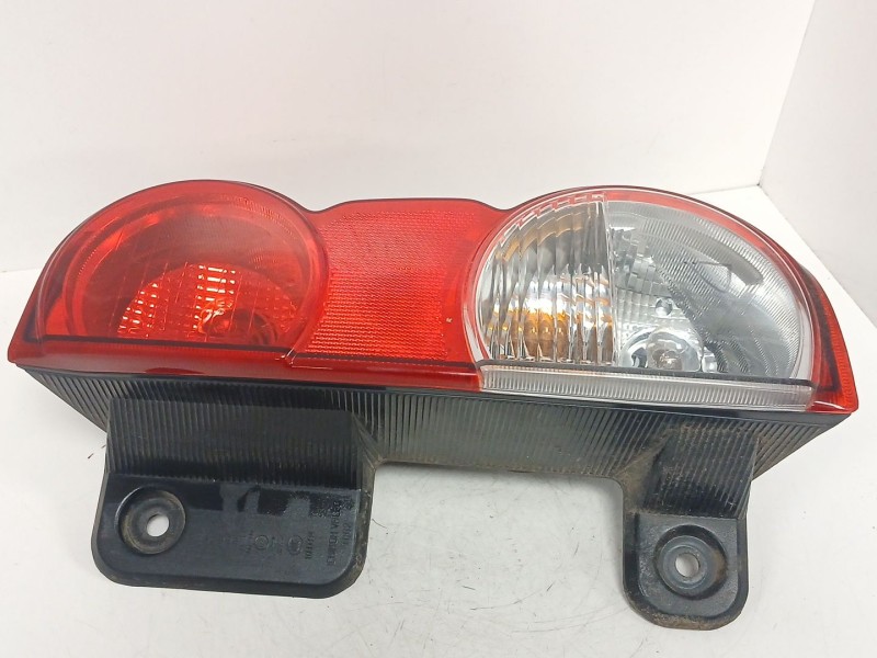 Recambio de piloto trasero derecho para nissan nv200 furgoneta 1.5 dci 90 (m20, m20m) referencia OEM IAM   