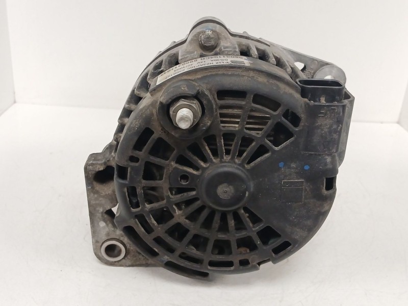 Recambio de alternador para opel zafira / zafira family b (a05) 1.7 cdti (m75) referencia OEM IAM 98031154CR 8980311541 