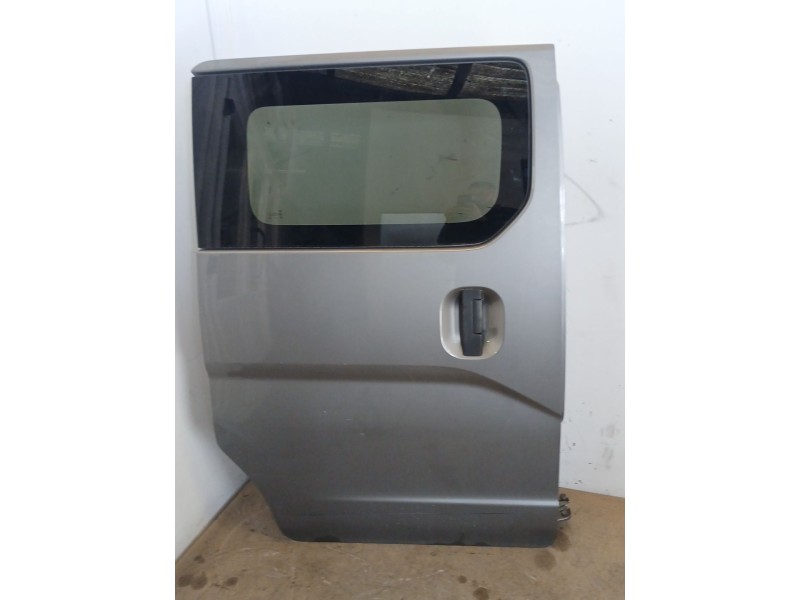 Recambio de puerta lateral corredera derecha para nissan nv200 furgoneta 1.5 dci 90 (m20, m20m) referencia OEM IAM   
