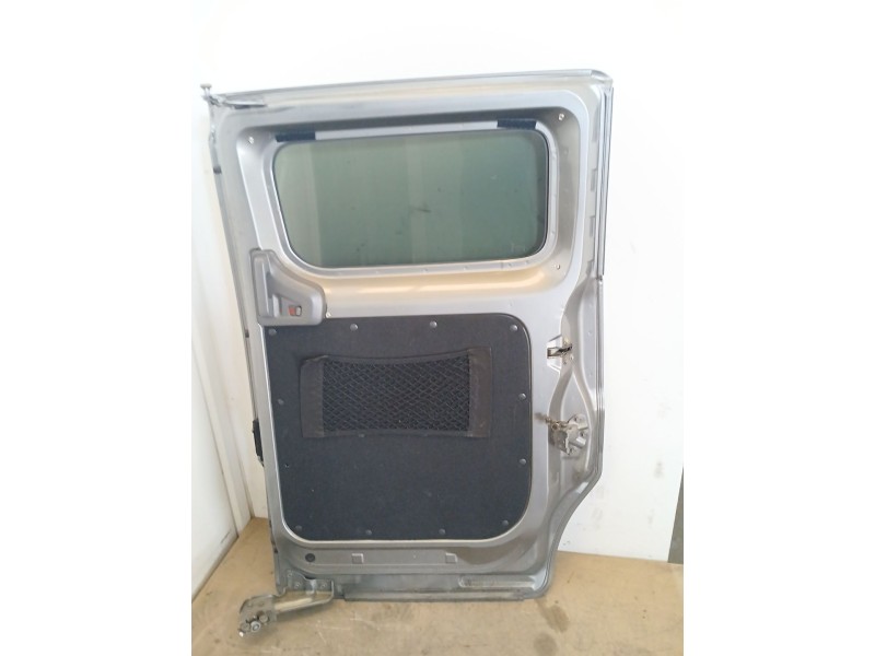 Recambio de puerta lateral corredera derecha para nissan nv200 furgoneta 1.5 dci 90 (m20, m20m) referencia OEM IAM   