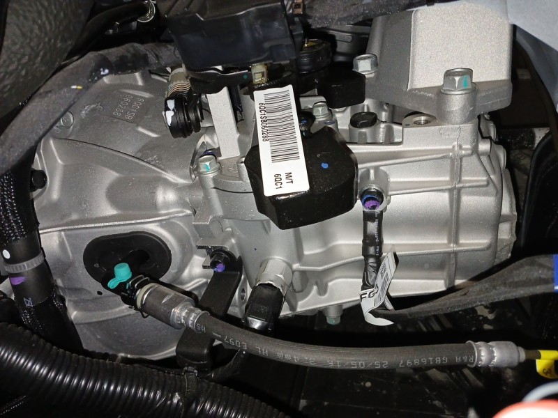 Recambio de caja cambios para hyundai tucson (nx4e, nx4a) 1.6 t-gdi referencia OEM IAM 60C1SB 060288 