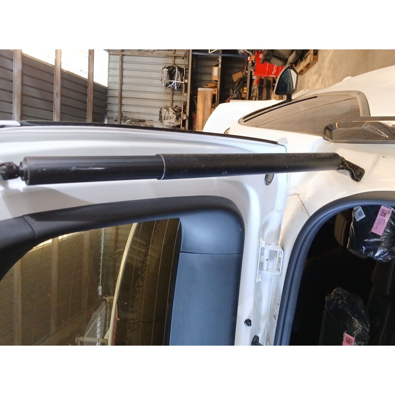 Recambio de amortiguador porton trasero derecho para hyundai tucson (nx4e, nx4a) 1.6 t-gdi referencia OEM IAM 81841N7100  