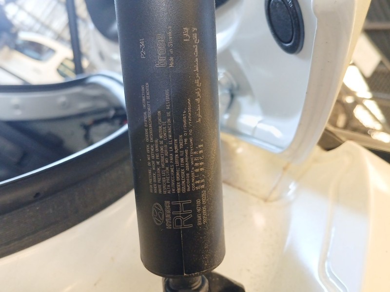 Recambio de amortiguador porton trasero derecho para hyundai tucson (nx4e, nx4a) 1.6 t-gdi referencia OEM IAM 81841N7100  