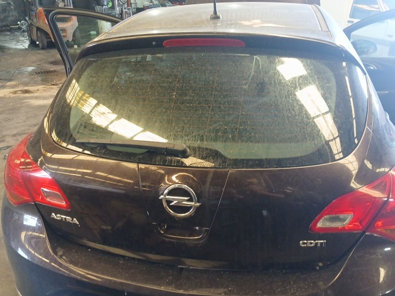 Recambio de porton trasero para opel astra j (p10) 1.7 cdti (68) referencia OEM IAM   