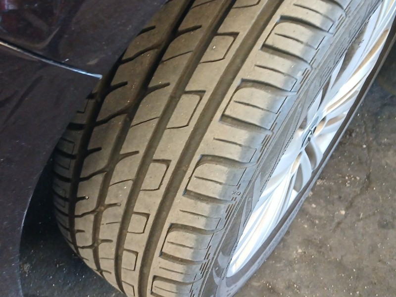 Recambio de juego llantas para opel astra j (p10) 1.7 cdti (68) referencia OEM IAM 225/50/17 COMPLETAS CON NEUMATICON EN BUEN ES