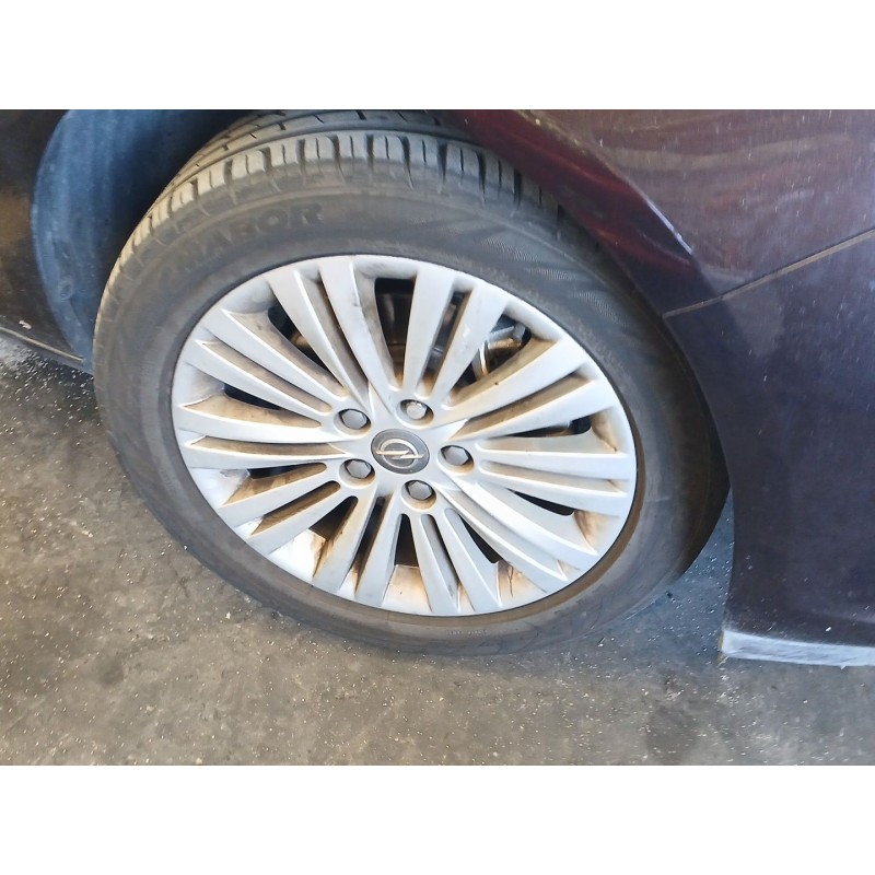 Recambio de juego llantas para opel astra j (p10) 1.7 cdti (68) referencia OEM IAM 225/50/17 COMPLETAS CON NEUMATICON EN BUEN ES