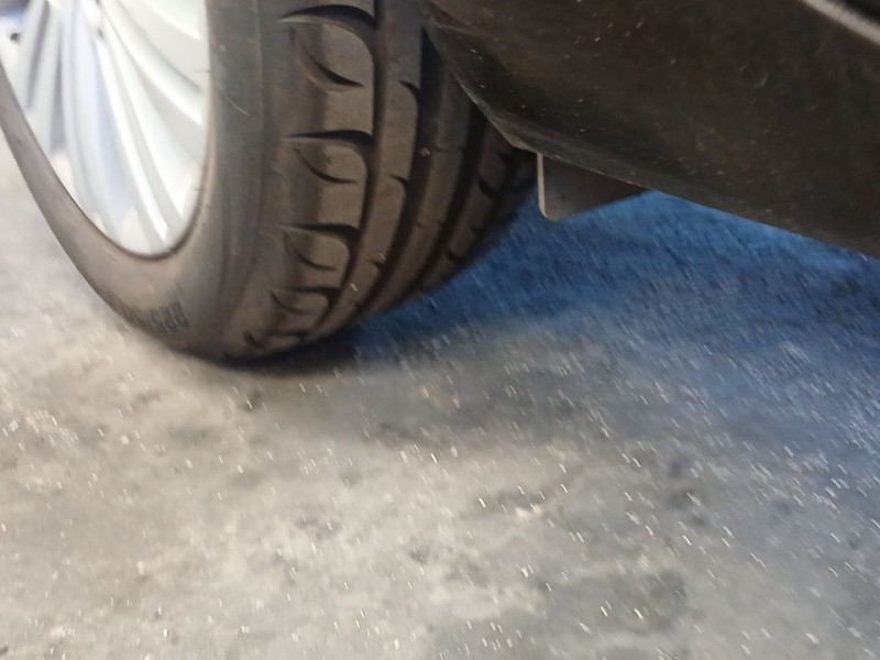 Recambio de juego llantas para opel astra j (p10) 1.7 cdti (68) referencia OEM IAM 225/50/17 COMPLETAS CON NEUMATICON EN BUEN ES