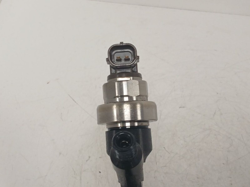 Recambio de inyector para opel astra j (p10) 1.7 cdti (68) referencia OEM IAM 55567729 01Q38451 