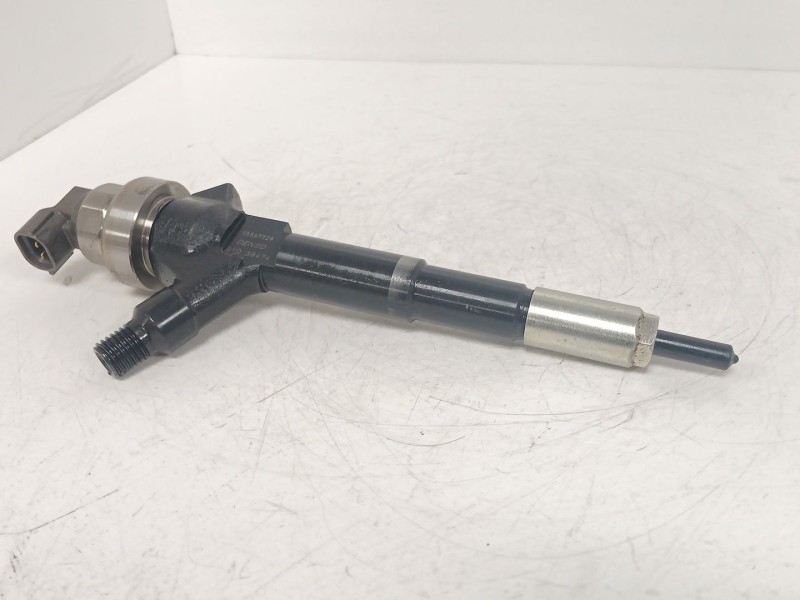 Recambio de inyector para opel astra j (p10) 1.7 cdti (68) referencia OEM IAM 55567729 01Q38474 