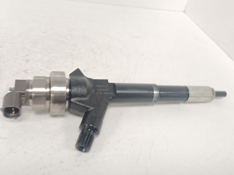 Recambio de inyector para opel astra j (p10) 1.7 cdti (68) referencia OEM IAM 55567729 01Q38495 