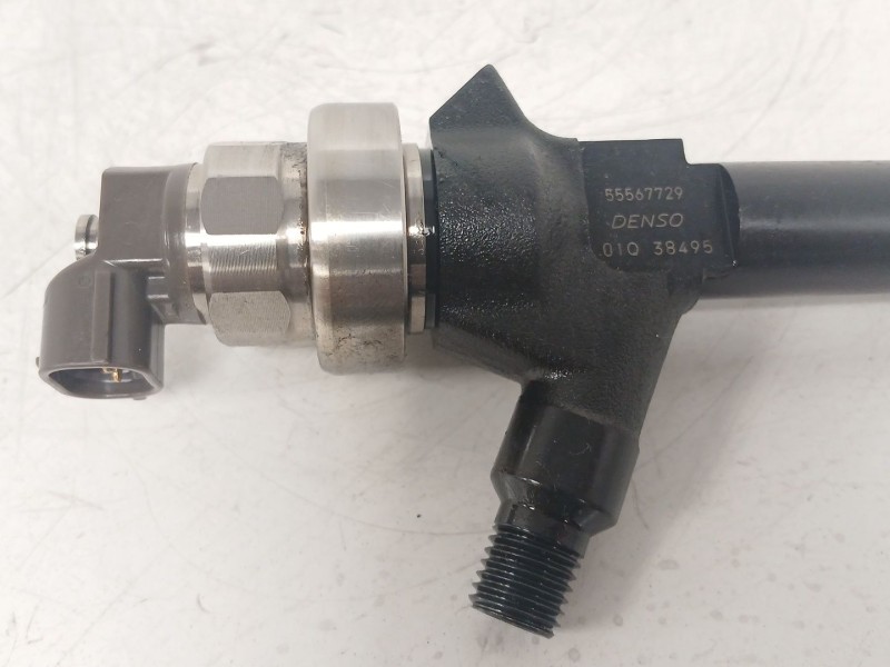 Recambio de inyector para opel astra j (p10) 1.7 cdti (68) referencia OEM IAM 55567729 01Q38495 