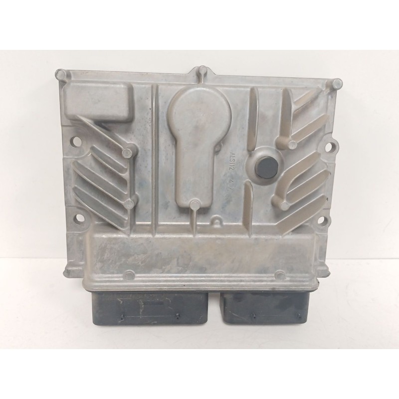 Recambio de centralita motor uce para opel astra j (p10) 1.7 cdti (68) referencia OEM IAM 55588354 55579719 