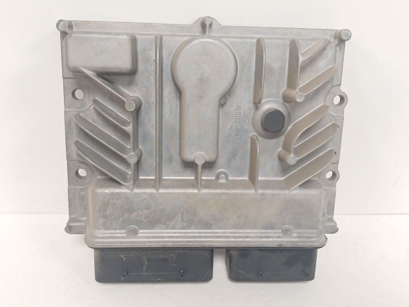 Recambio de centralita motor uce para opel astra j (p10) 1.7 cdti (68) referencia OEM IAM 55588354 55579719 