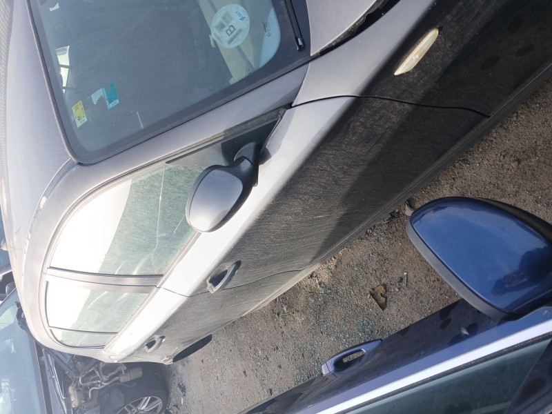 Recambio de puerta delantera derecha para bmw 1 (e87) 118 d referencia OEM IAM   