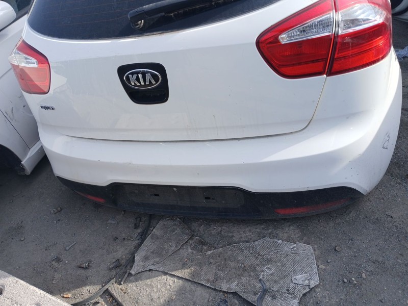 Recambio de paragolpes trasero para kia rio iii (ub) 1.25 cvvt referencia OEM IAM   
