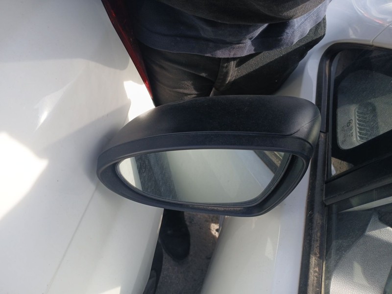 Recambio de retrovisor izquierdo para kia rio iii (ub) 1.25 cvvt referencia OEM IAM   