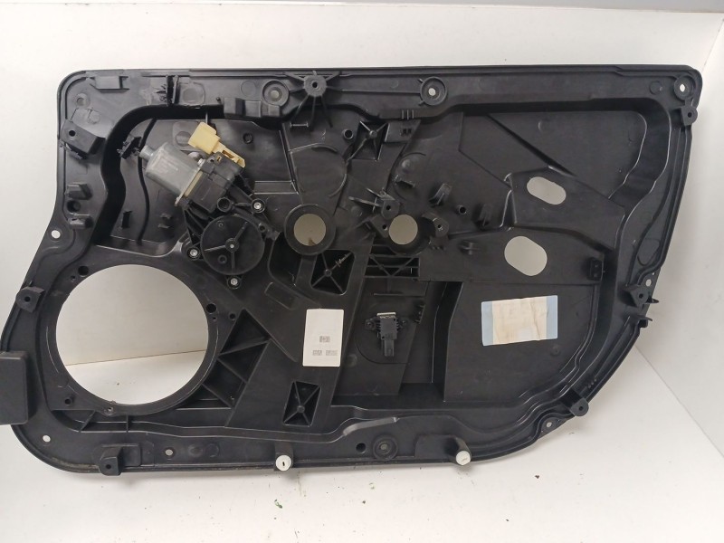 Recambio de elevalunas delantero derecho para ford fiesta vi (cb1, ccn) 1.5 tdci referencia OEM IAM 8A6114553B  