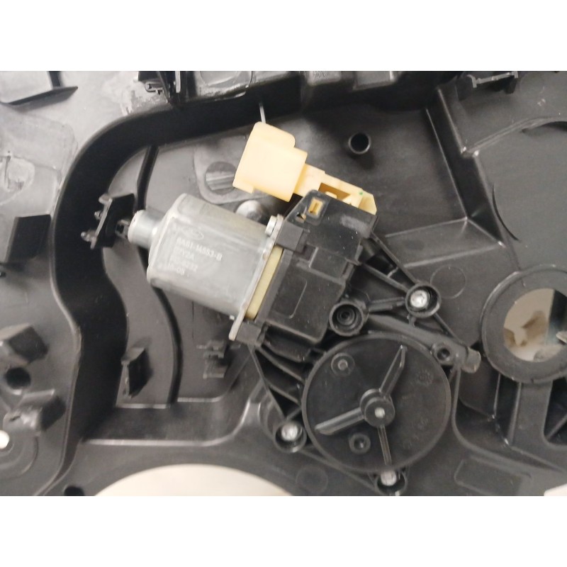Recambio de elevalunas delantero derecho para ford fiesta vi (cb1, ccn) 1.5 tdci referencia OEM IAM 8A6114553B  