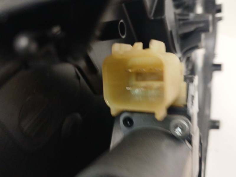 Recambio de elevalunas delantero derecho para ford fiesta vi (cb1, ccn) 1.5 tdci referencia OEM IAM 8A6114553B  