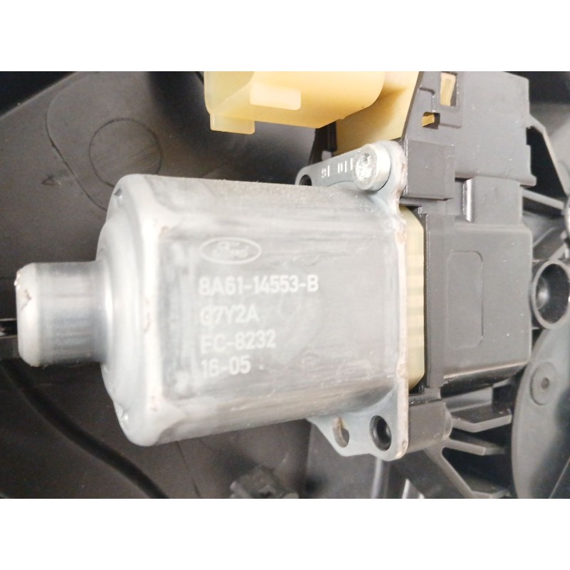 Recambio de elevalunas delantero derecho para ford fiesta vi (cb1, ccn) 1.5 tdci referencia OEM IAM 8A6114553B  