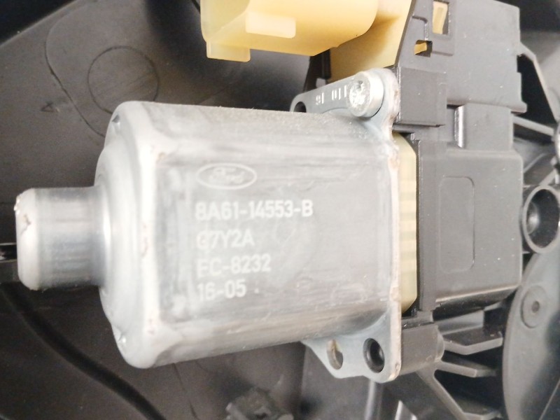 Recambio de elevalunas delantero derecho para ford fiesta vi (cb1, ccn) 1.5 tdci referencia OEM IAM 8A6114553B  