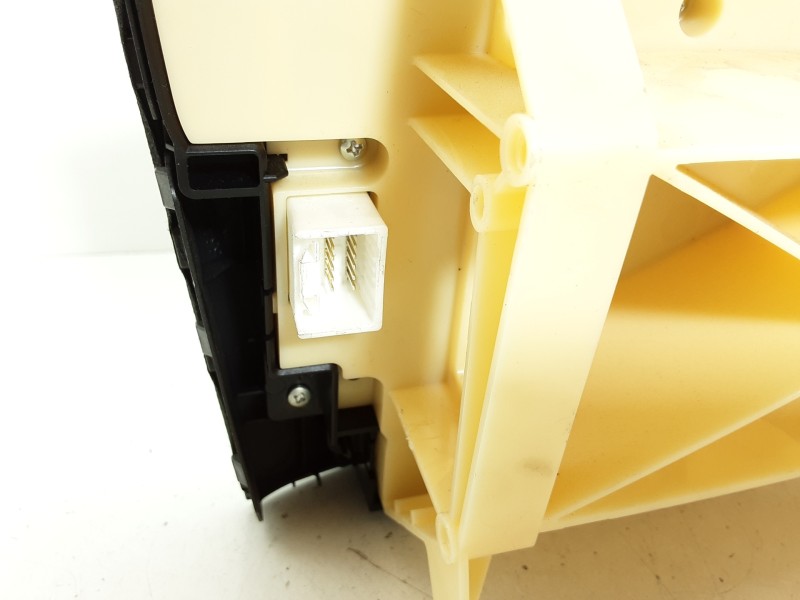 Recambio de mando climatizador para lexus is200 (ds2/is2) 220d referencia OEM IAM   