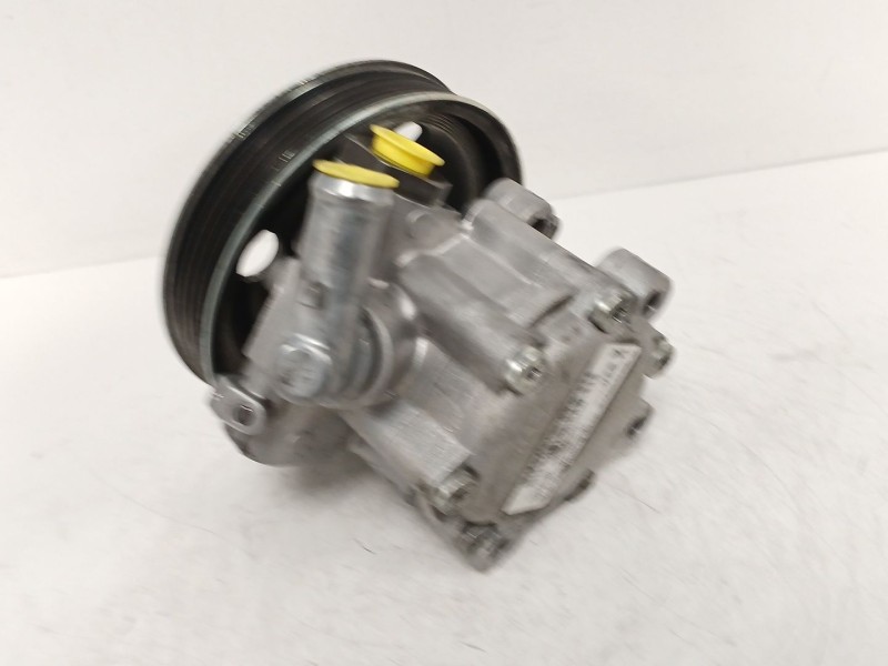 Recambio de bomba direccion para opel combo furgoneta/monovolumen (x12) 1.6 cdti (b05) referencia OEM IAM 00518523200 7613955570