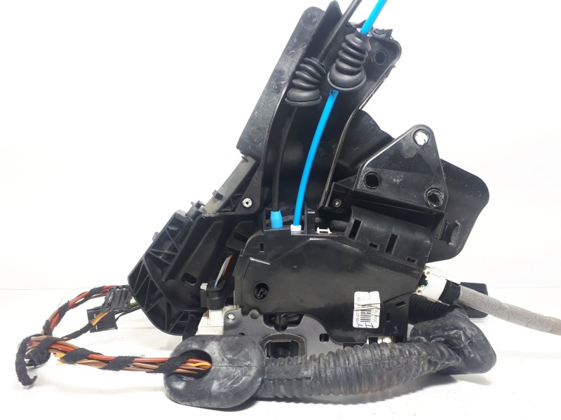 Recambio de cerradura puerta trasera izquierda para mercedes-benz clase c (w204) berlina 2.1 cdi cat referencia OEM IAM A2047602