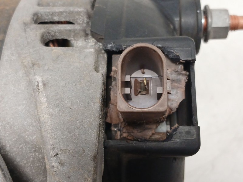 Recambio de alternador para jeep compass (mp, m6, mv, m7) 1.4 multiair referencia OEM IAM 56029784AA  