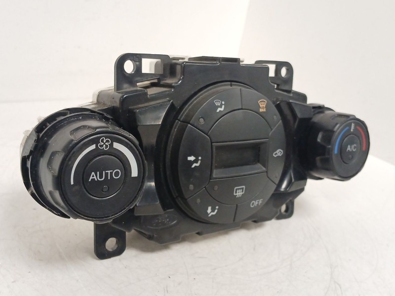 Recambio de mando climatizador para ford fiesta vi (cb1, ccn) 1.5 tdci referencia OEM IAM 8A6T18C612 8A6918C612 