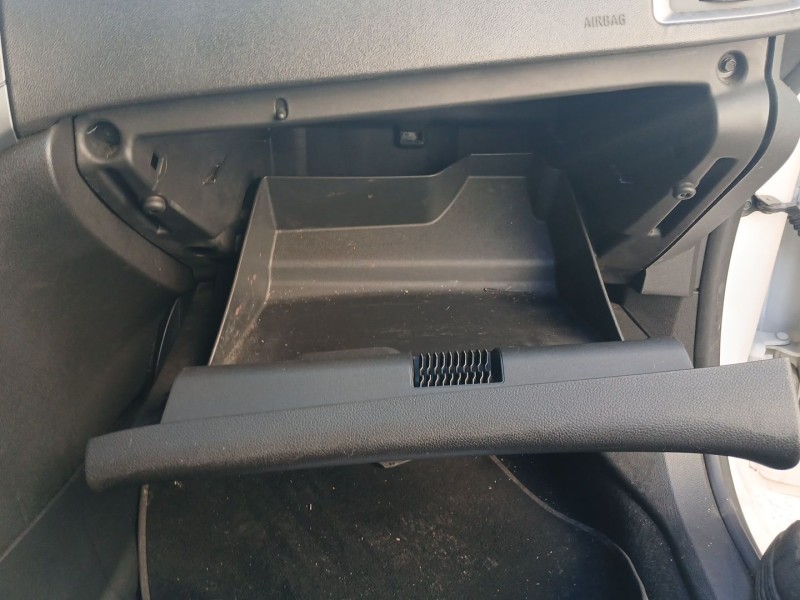 Recambio de guantera para opel astra j sedán 1.7 cdti (69) referencia OEM IAM   