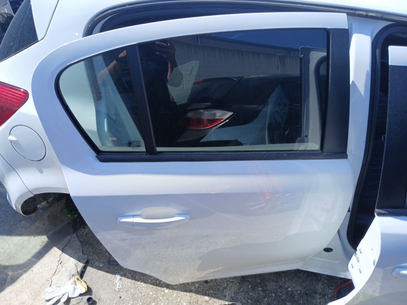 Recambio de puerta trasera derecha para opel corsa d (s07) 1.2 (l08, l68) referencia OEM IAM   