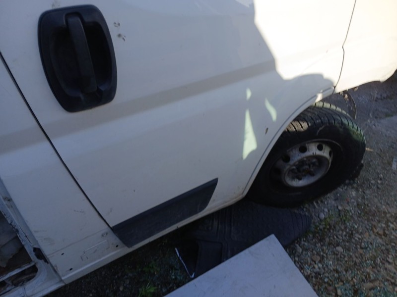 Recambio de puerta delantera derecha para citroën jumper iii autobús 2.0 bluehdi 130 referencia OEM IAM   