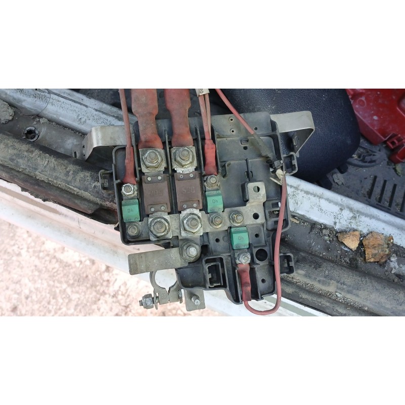 Recambio de caja reles / fusibles para renault master iii furgoneta (fv) 2.3 dci 125 fwd (fv0c, fv0d, fv0g, fv0h, fv0j, fv0k) re