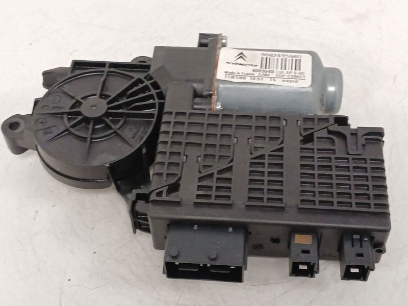 Recambio de motor elevalunas delantero derecho para citroën c4 grand picasso i (ua_) 2.0 hdi 138 referencia OEM IAM 9682495580  