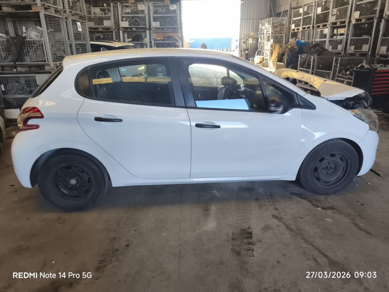 peugeot 208 i (ca_, cc_) del año 2012