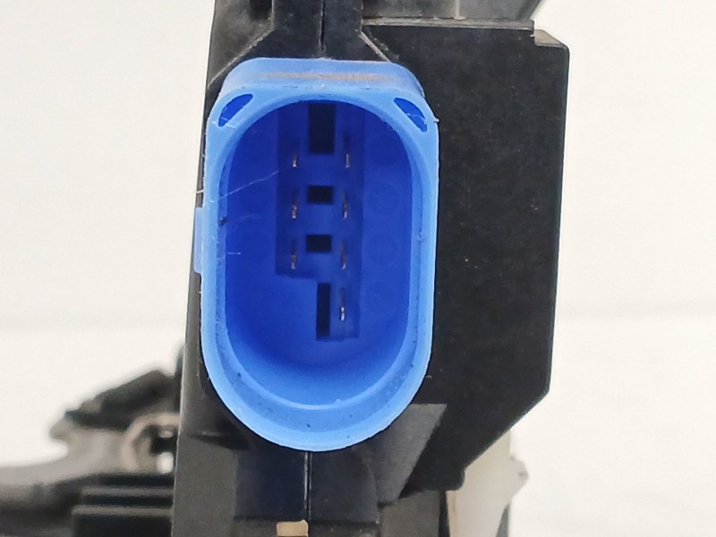 Recambio de cerradura puerta trasera derecha para volkswagen touran (1t1, 1t2) 1.9 tdi referencia OEM IAM 7L0839016D  