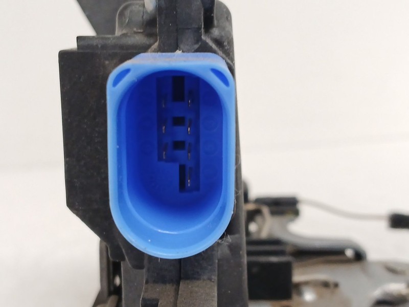 Recambio de cerradura puerta trasera izquierda para volkswagen touran (1t1, 1t2) 1.9 tdi referencia OEM IAM 7L0839015D  