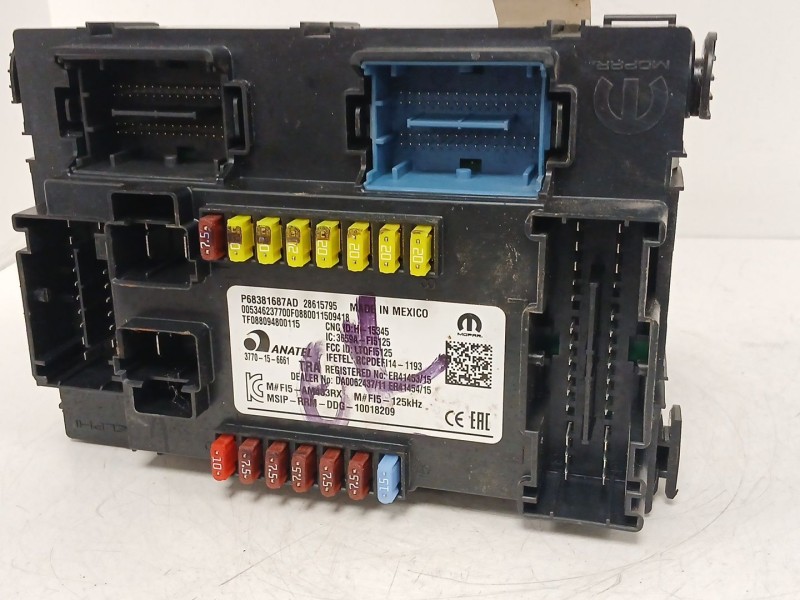 Recambio de caja reles / fusibles para jeep compass (mp, m6, mv, m7) 1.4 multiair referencia OEM IAM P68381687AD  