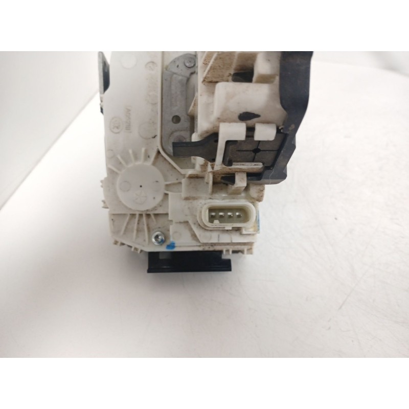 Recambio de cerradura puerta trasera izquierda para jeep compass (mp, m6, mv, m7) 1.4 multiair referencia OEM IAM   