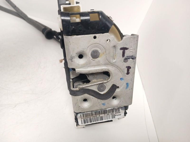 Recambio de cerradura puerta trasera izquierda para jeep compass (mp, m6, mv, m7) 1.4 multiair referencia OEM IAM   